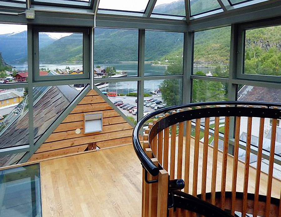 ../Images/YANG,CHIH-WEI.Norway.Fretheim Hotel (22).jpg